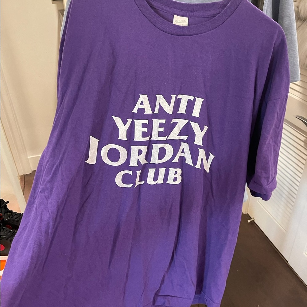 Anti-Yeezy Jordan Club men’s T-shirt